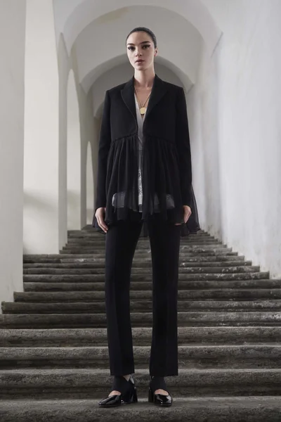 Look 28